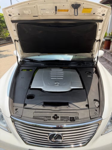 Lexus LS460L 2008
