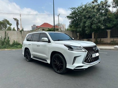 Lexus LX450D 2016