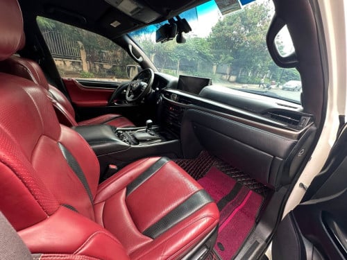 Lexus LX450D 2016