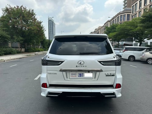 Lexus LX450D 2016