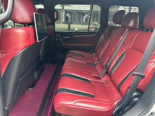 Lexus LX450D 2016