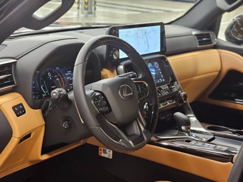 LX700h Urban 2026 រថយន្តនាំចូលផ្លូវការពីជប៉ុនដោយក្រុមហ៊ុន
