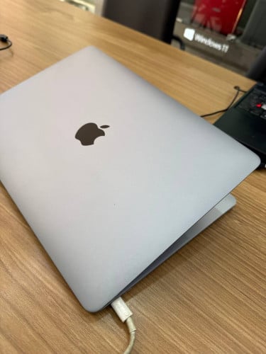 MacBook pro 13 2017