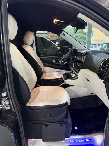 Mercedes Vito 2025 ខ្លាញ់គោ​ VIP
