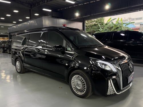 Mercedes Vito 2025 ខ្លាញ់គោ​ VIP