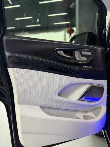 Mercedes Vito 2025 ខ្លាញ់គោ​ VIP