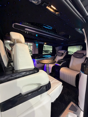 Mercedes Vito 2025 ខ្លាញ់គោ​ VIP