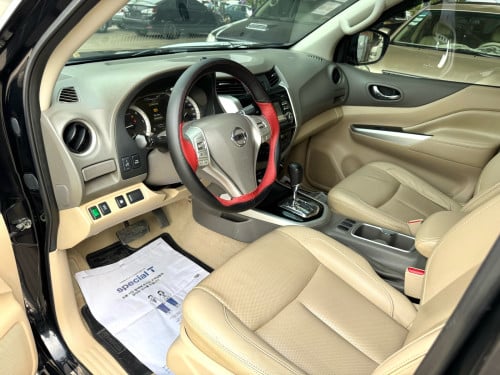 NISSAN NAVARA 2018 អូតូកាប់ពីតាស(ឆ្វេងហ្សុីន)