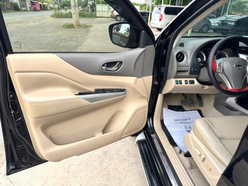 NISSAN NAVARA 2018 អូតូកាប់ពីតាស(ឆ្វេងហ្សុីន)