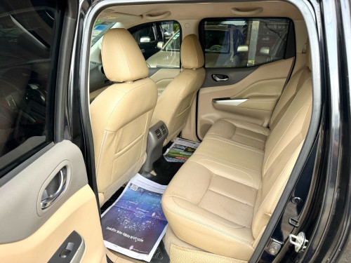 NISSAN NAVARA 2018 អូតូកាប់ពីតាស(ឆ្វេងហ្សុីន)