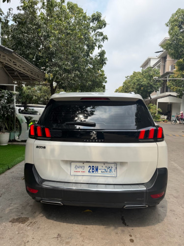 Peugeot 5008 2021ម្ចាស់ផ្ទាល់