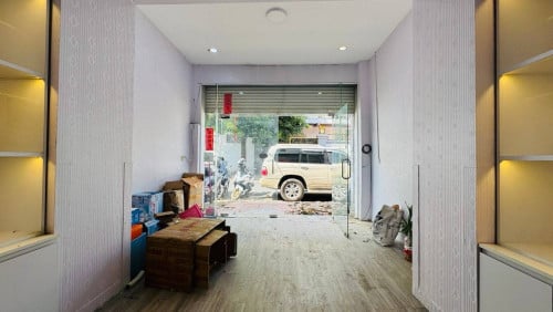 Shophouse for Rent in BKK2 – Phnom Penh