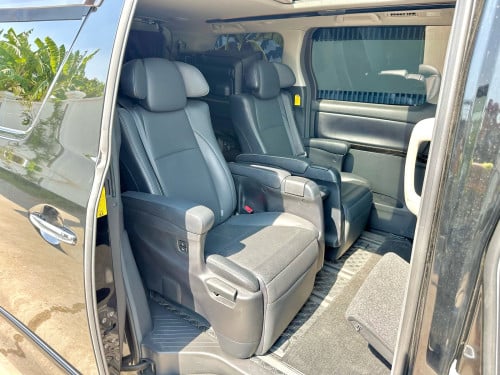 TOYOTA ALPHARD 2012 Hybrid Full Option ពណ៌ខ្មៅ ក្នុងខ្មៅ