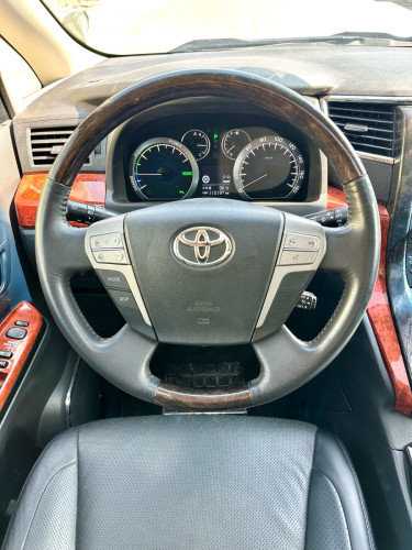 TOYOTA ALPHARD 2012 Hybrid Full Option ពណ៌ខ្មៅ ក្នុងខ្មៅ