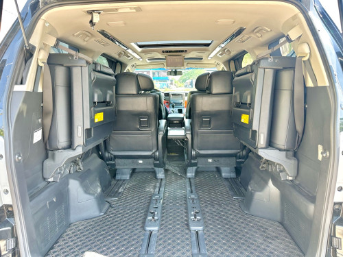 TOYOTA ALPHARD 2012 Hybrid Full Option ពណ៌ខ្មៅ ក្នុងខ្មៅ