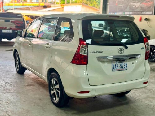 Toyota Avenza 2016