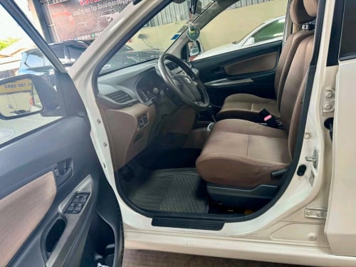 Toyota Avenza 2016
