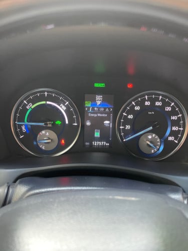 Toyota hybrid Vellfire 2016