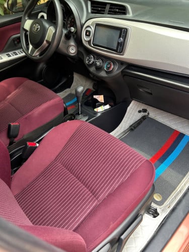 Toyota Vitz 2015