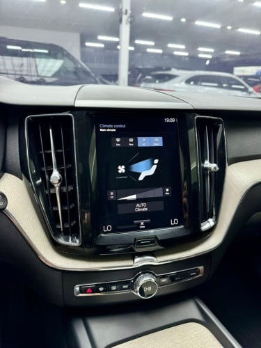 Volvo XC60 T5 2018