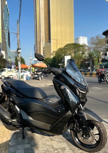 Yamaha Nmax