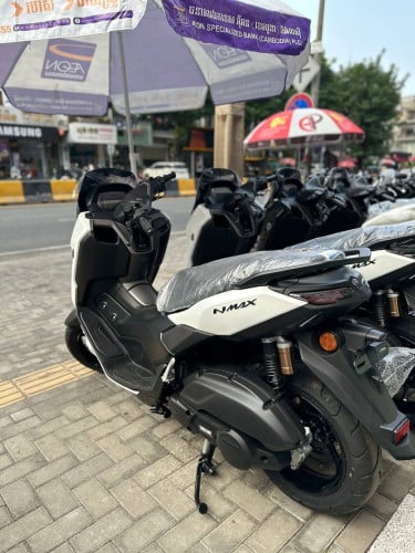 Yamaha Nmax