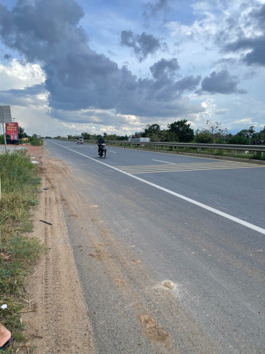 ដីលក់
