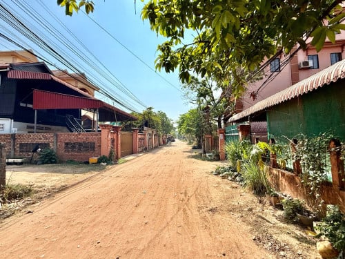 ដីលំនៅឋានក្បែរផ្សារទំនើបអង្គរផ្លូវជាតិលេខ៦ ក្រុងសៀមរាប