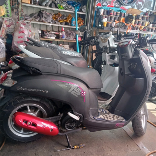 ហាង លឹម ហ៑ួរ មានសេវ៉ាបង់រំលួស ទាំងម៉ូតូថ្មី១តឹក  ម៉ូតូតូចធំ