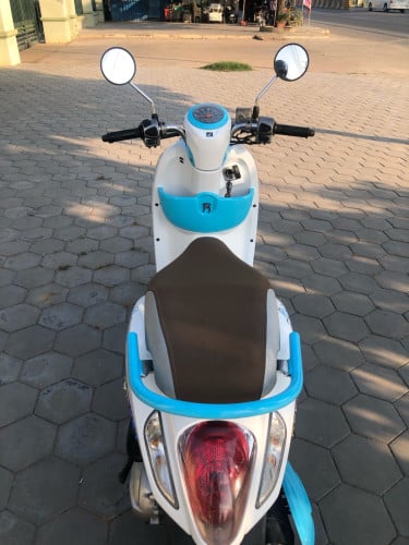 ម៉ូតូផែនខ្ចីម៉ាសុីតាន់