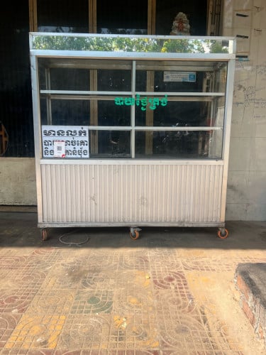 ទូរលក់180*80កំពស់2មែ៉ត  ទីតាំងផ្សារតាខ្មៅថ្មី 010291404