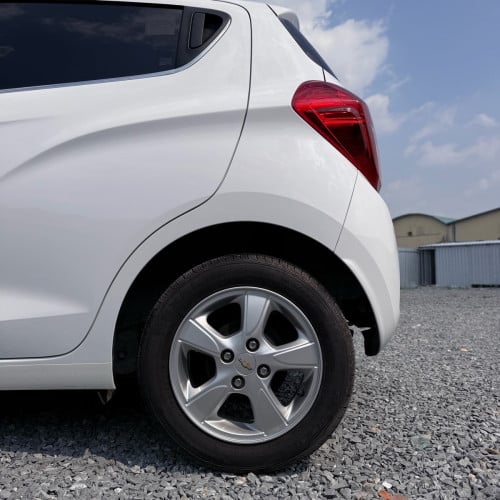 $9,600 CHEVROLET SPARK ឆ្នាំ 2017
