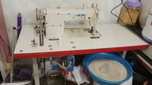 ម៉ាស៊ីន​ដេរម៉ូទរ័នៅថ្មី95%