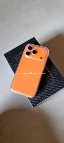 ទូរសព្ទតូច S17bro max ប្រើបានតិចនៅប្រអប់ full setប្រើបានគ្រប់កម្មវិធីoriginal 2 ប្រទេសចិនដើរលឿន