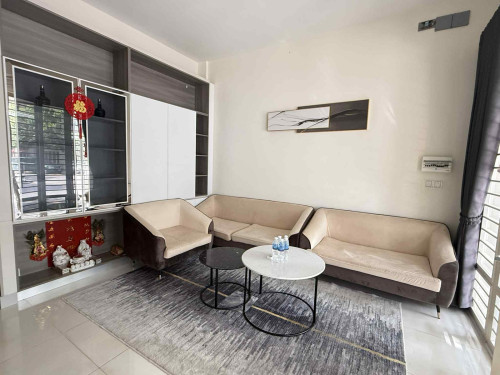 ផ្ទះអាជីវកម្មសម្រាប់ជួល | Shophouse for Rent 800$ ចរចា