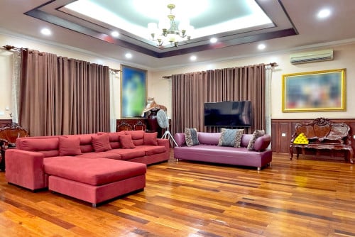 🏠 វីឡាទោល​ (កែង) នៅជិតផ្សារទួលគោក ត្រូវការលក់បន្ទាន់ខ្លាំង (កូដ៖ A03-062993)