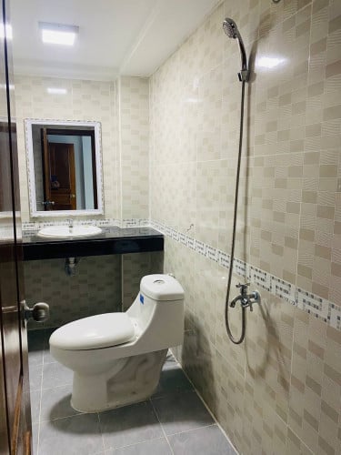 🏡 ផ្ទះកែងលក់បន្ទាន់! (បែបអាជីវកម្ម)