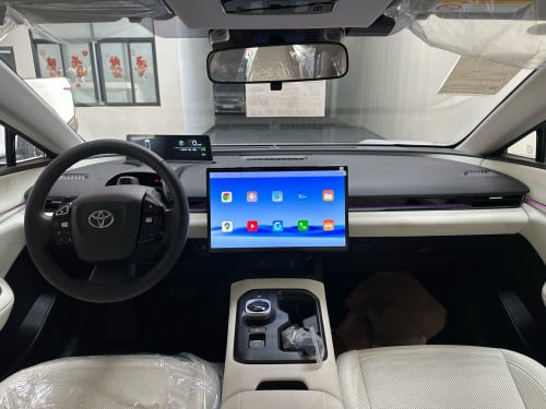 🚙✨Toyota bZ5Xនេះជារថយន្តអគ្គិសនី (EV) SUV ធំមួយរបស់ Toyota ក្នុងស៊េរី bZ (Beyond Zero)