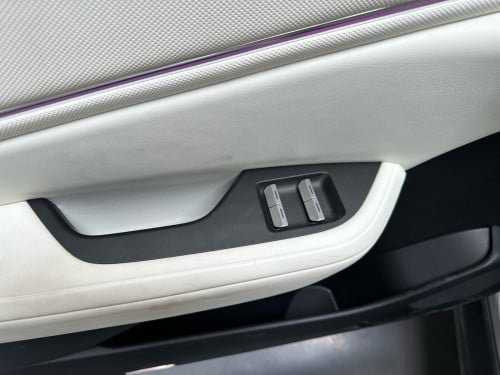 🚙✨Toyota bZ5Xនេះជារថយន្តអគ្គិសនី (EV) SUV ធំមួយរបស់ Toyota ក្នុងស៊េរី bZ (Beyond Zero)