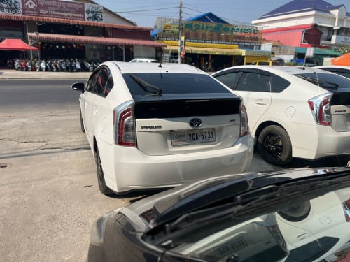 5000$ ដកឡានភ្លាម Prius 2012🚘🧧☎️068600089
