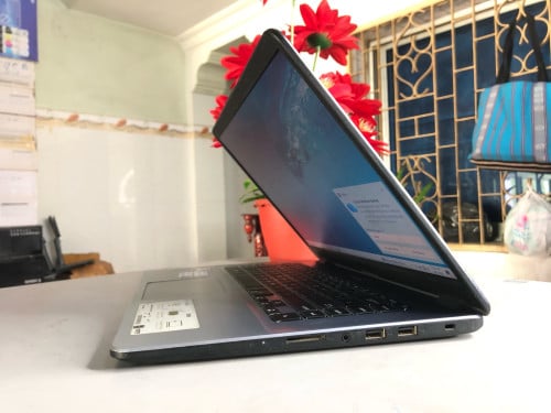 Asus X505BA