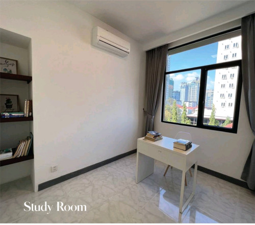 BKK1 2 Bedroom Condo