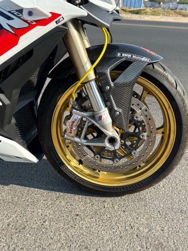 BMW S1000R