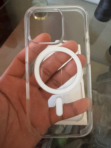 Case សុិន 16 Pro ថ្លា នៅស្អាតល្អ