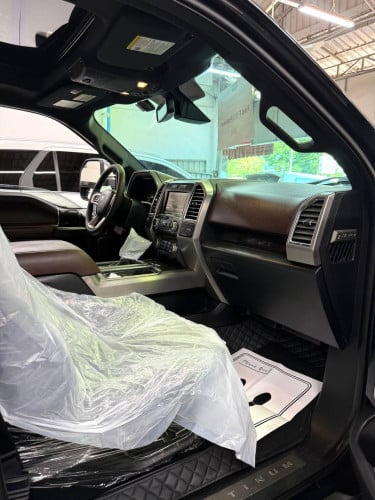 Ford F-150 Platinum 2015 Full Option , ស្លាកលេខ​ ភ្នំពេញ​