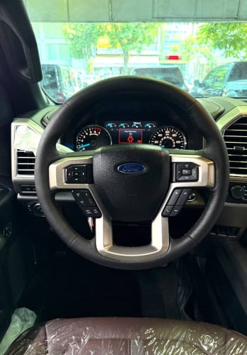 Ford F-150 Platinum 2015 Full Option , ស្លាកលេខ​ ភ្នំពេញ​