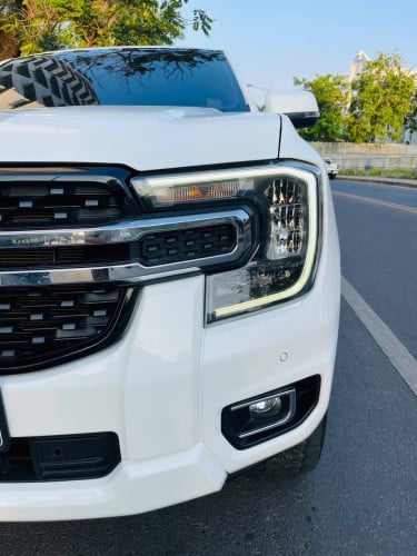 Ford Ranger XLT 2023 Bi Turbo ស្កុតថ្មី១ជុំ អត់បាញ់