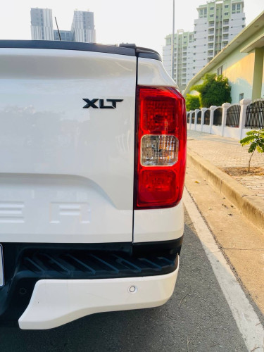 Ford Ranger XLT 2023 Bi Turbo ស្កុតថ្មី១ជុំ អត់បាញ់