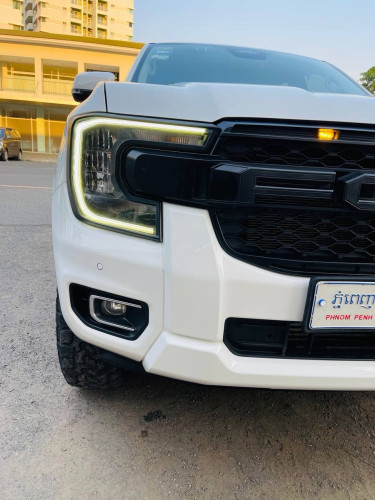 Ford Ranger XLT 2023 Bi Turbo អត់បាញ់
