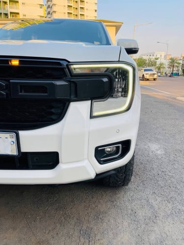 Ford Ranger XLT 2023 Bi Turbo អត់បាញ់